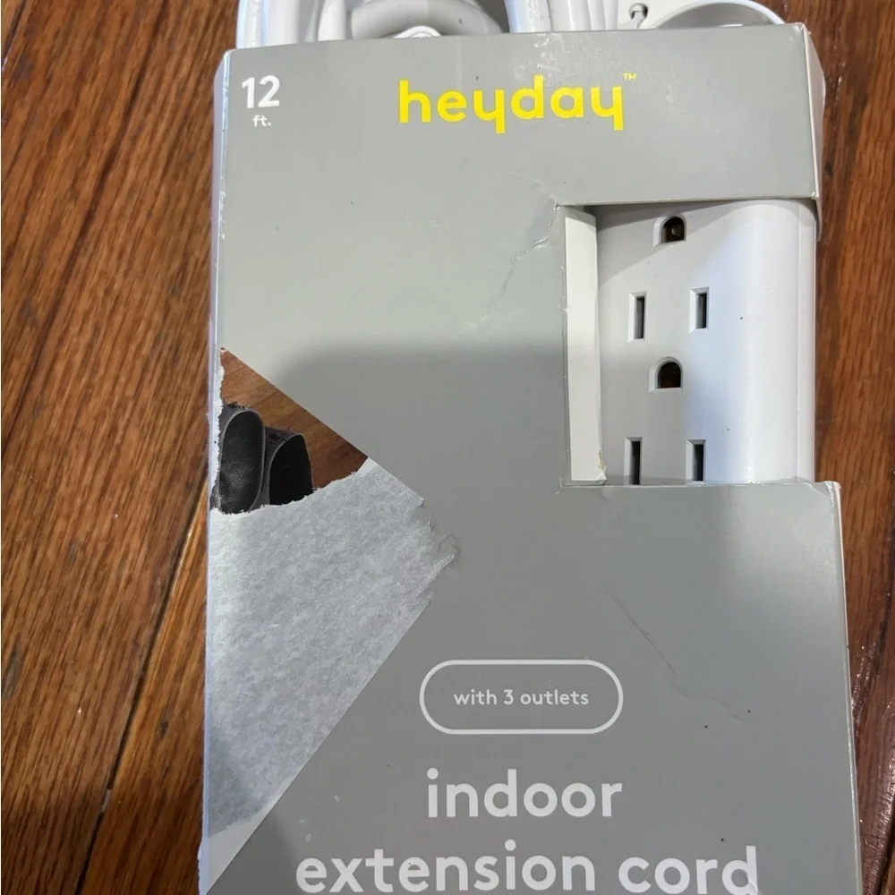 12' 3-Outlet Indoor Extension Cord White - heyday™: Flat Plug, 16 AWG,